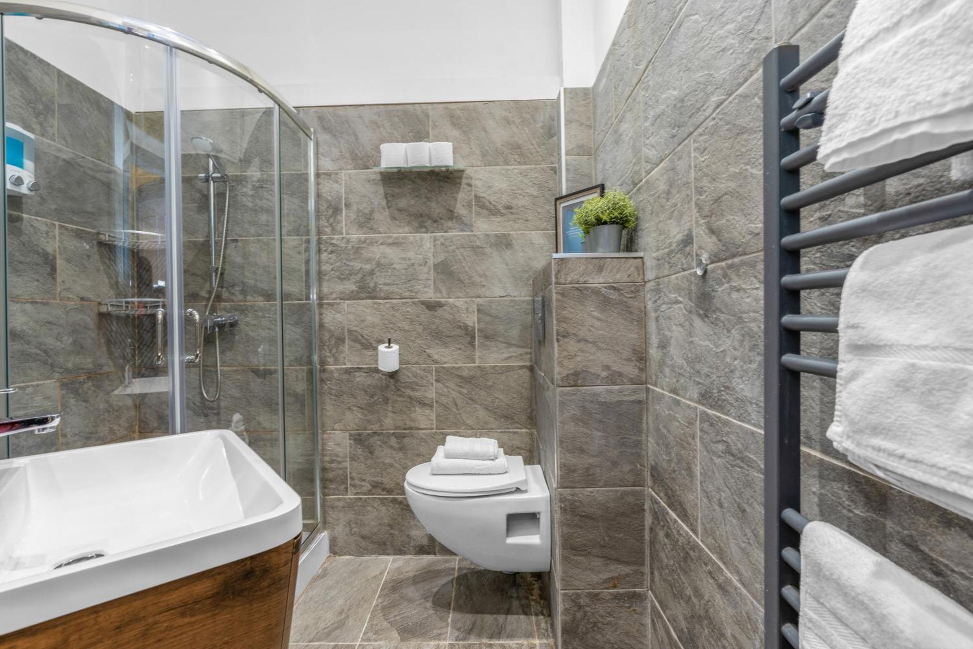 Cosy Modern City Centre Flat Edinburgh Luaran gambar